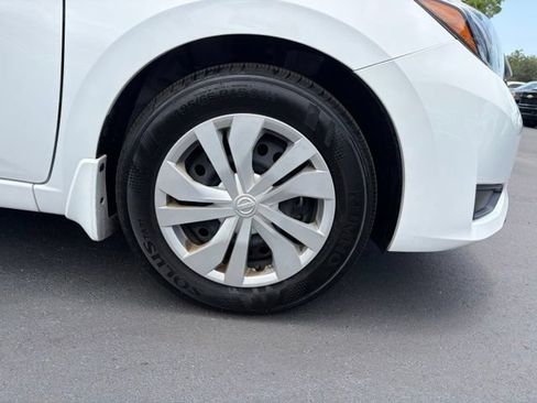 Used 2025 Nissan Versa S w/ Trunk Package FWD image 8