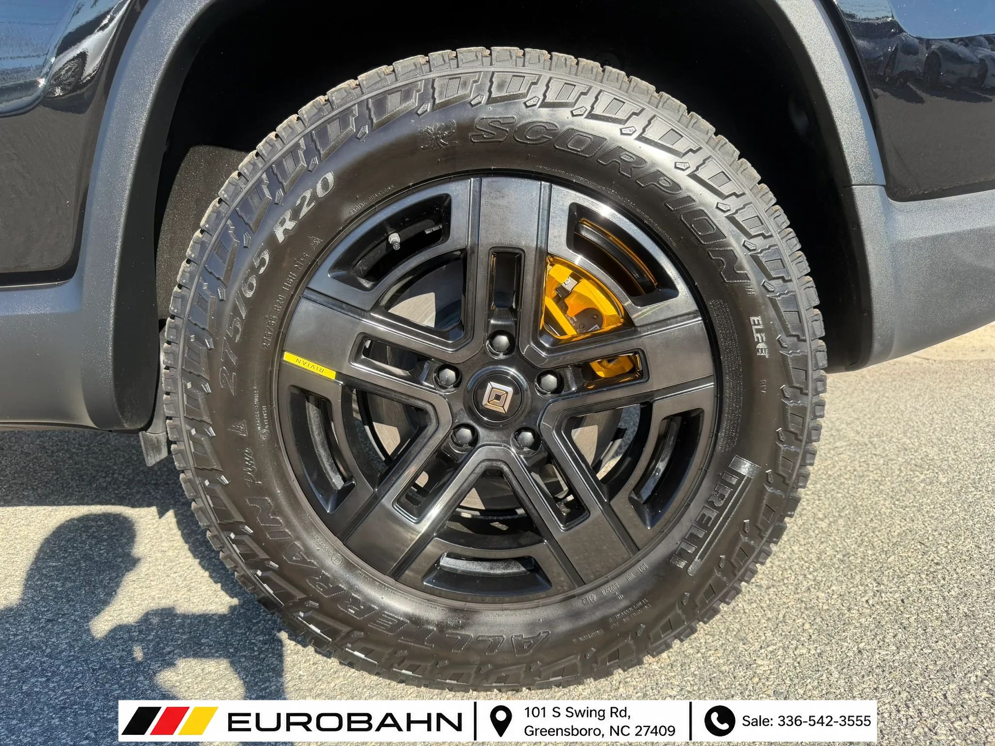Used 2024 Rivian R1S Adventure Quad AWD/4WD image 23