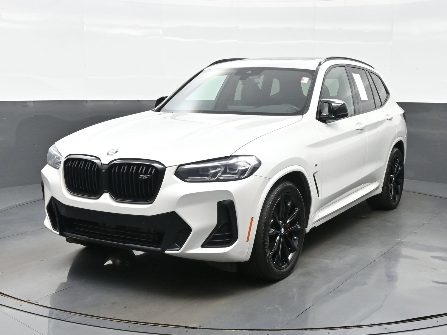 Used 2024 BMW X3 M40i w/ Premium Essential Package AWD/4WD image 1