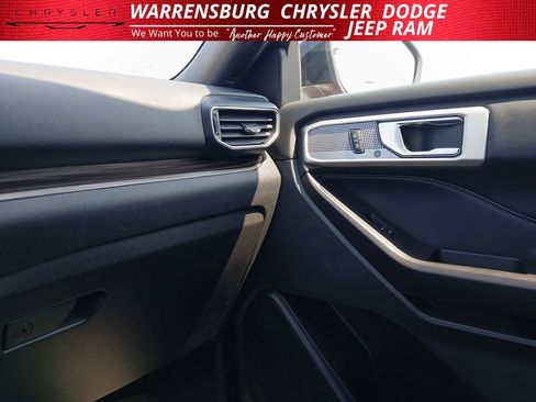 Used 2020 Ford Explorer Limited w/ Class III Trailer Tow Package AWD/4WD image 23
