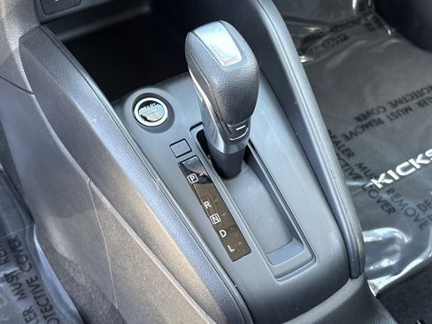 New 2025 Nissan Kicks S image 21