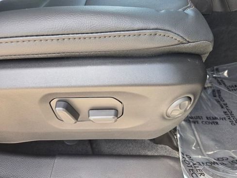 New 2026 Jeep Gladiator Sport image 16