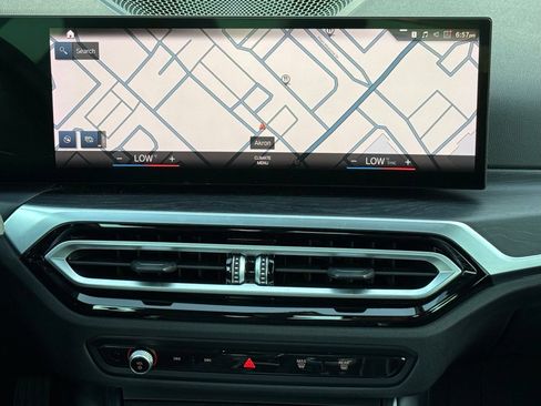 Used 2023 BMW 330i xDrive Sedan AWD/4WD image 21