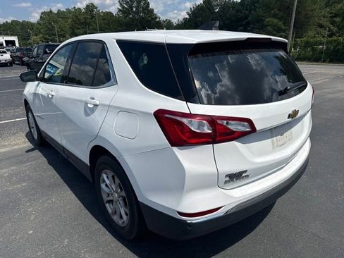 Used 2020 Chevrolet Equinox LT w/ Driver Convenience Package FWD image 3
