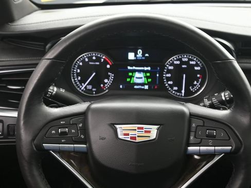 Certified 2024 Cadillac XT6 Premium Luxury AWD/4WD image 9