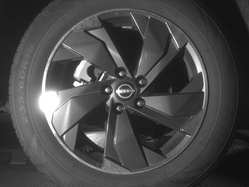 Used 2025 Nissan Rogue SV FWD image 15