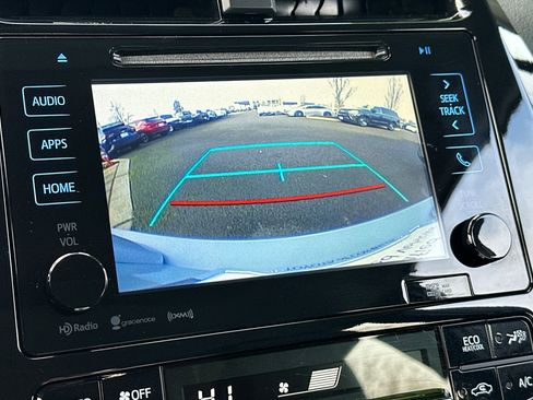 Used 2016 Toyota Prius Four image 20