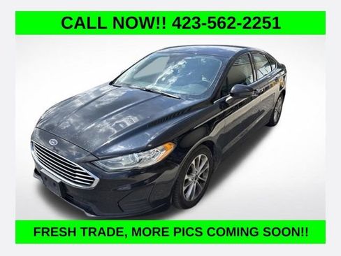 Used 2019 Ford Fusion SE FWD image 1