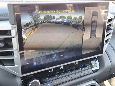 Used 2025 Toyota Tundra Platinum image 21