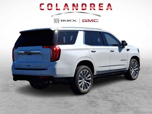 Used 2021 GMC Yukon Denali w/ Denali Premium Package image 6