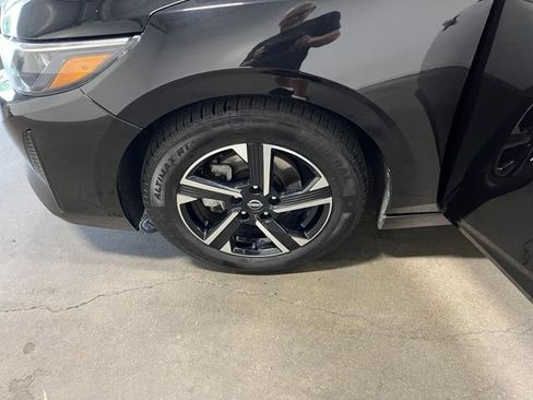Used 2024 Nissan Sentra SV FWD image 31