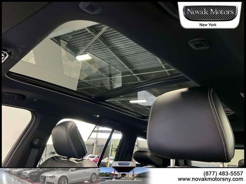 Used 2024 Jeep Grand Cherokee Overland w/ Trailer Tow Package image 22