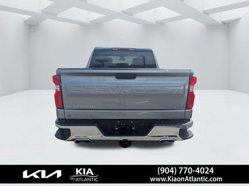 Used 2025 Chevrolet Silverado 1500 LTZ AWD/4WD image 4