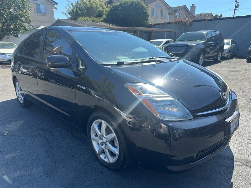 Used 2007 Toyota Prius Touring w/ Pkg 6 Touring Edition FWD image 3
