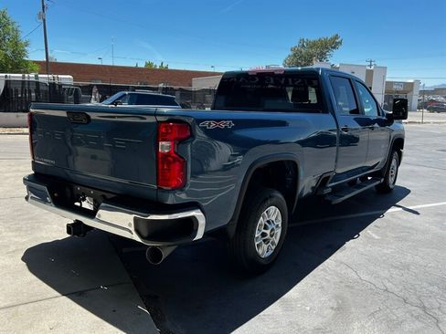 Used 2024 Chevrolet Silverado 2500 W/T w/ WT/CX Safety Package AWD/4WD image 9