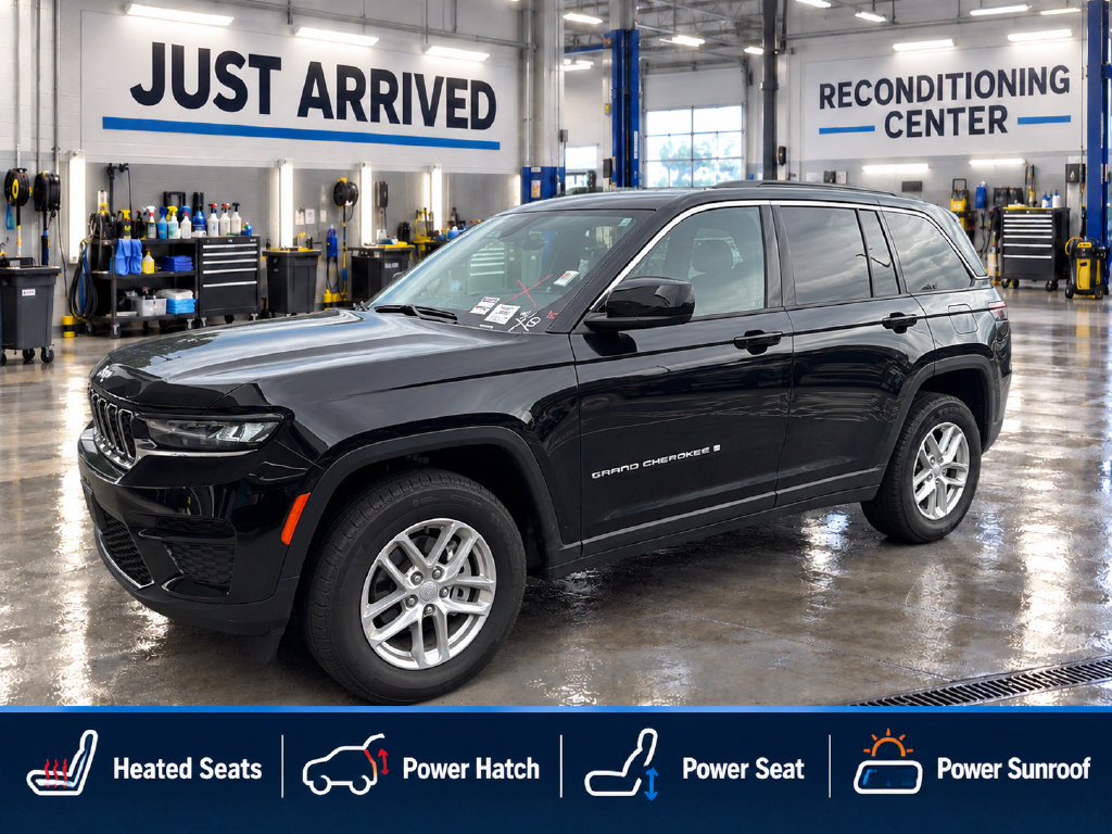 Certified 2025 Jeep Grand Cherokee Laredo X w/ Luxury Tech Group I RWD image 1