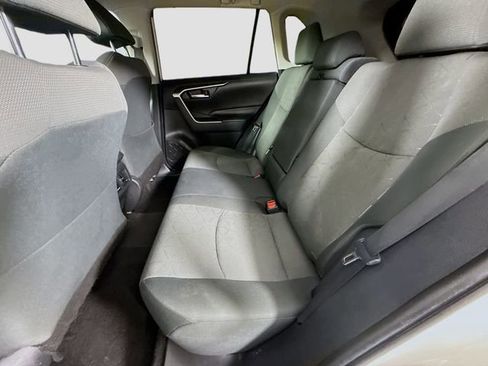 Certified 2021 Toyota RAV4 XLE w/ Carpet Mat Package (TMS) image 22