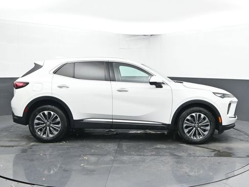 Used 2024 Buick Envision Preferred image 12