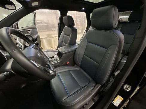 Used 2023 Chevrolet Blazer RS w/ Enhanced Convenience Package AWD/4WD image 19