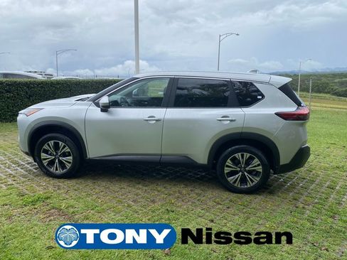 Used 2023 Nissan Rogue SV image 4