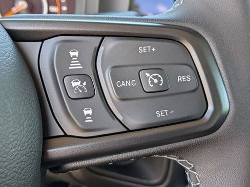 New 2026 Jeep Gladiator Sport AWD/4WD image 22