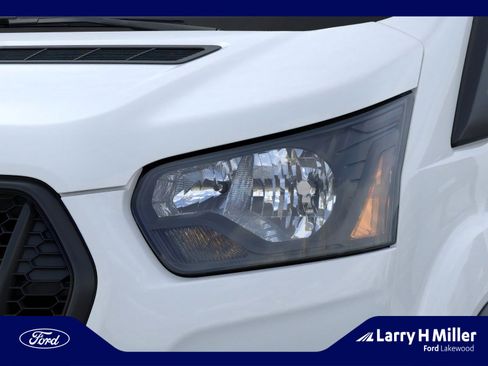 New 2025 Ford Transit 250 148 High Roof AWD image 18