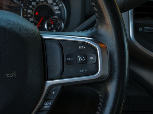 Used 2024 RAM 3500 Big Horn AWD/4WD image 17