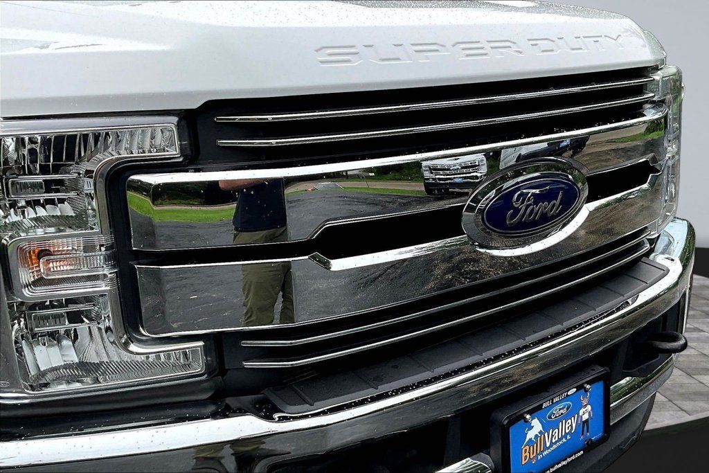 Certified 2019 Ford F250 Lariat w/ Lariat Value Package AWD/4WD image 38
