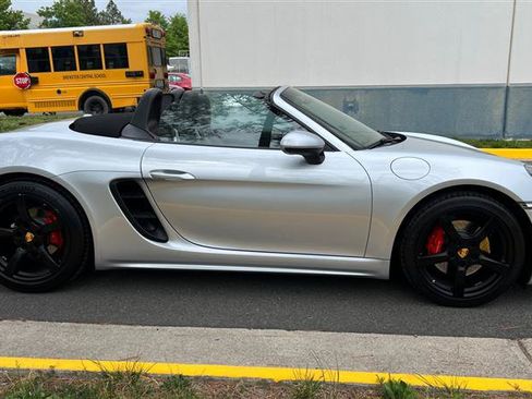 Used 2018 Porsche 718 Boxster RWD image 77