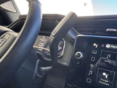 Used 2025 GMC Sierra 2500 AT4 w/ AT4 Premium Plus Package image 27