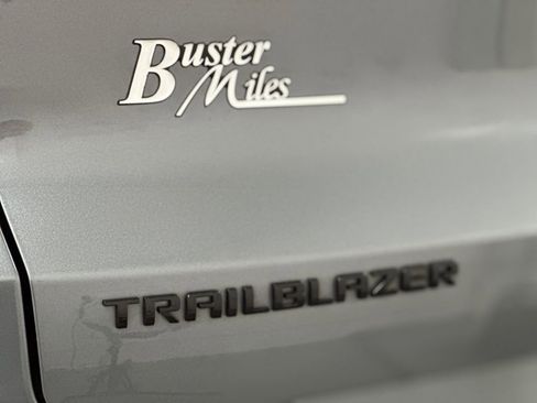 Used 2022 Chevrolet TrailBlazer RS w/ Convenience Package image 19