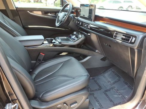 Certified 2023 Lincoln Nautilus Reserve w/ Equipment Group 201A AWD/4WD image 31