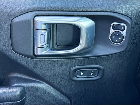 Used 2021 Jeep Wrangler Unlimited Sport S image 18
