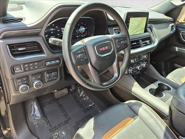 Used 2024 GMC Yukon XL AT4 w/ Technology Package AWD/4WD image 10