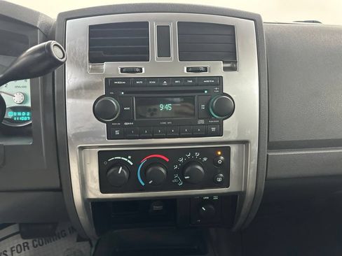 Used 2007 Dodge Dakota Laramie w/ Popular Equipment Group AWD/4WD image 44