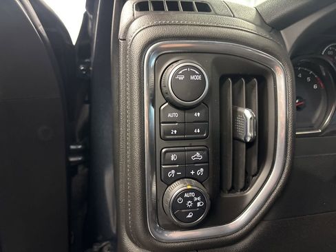 Used 2022 Chevrolet Silverado 1500 RST image 16