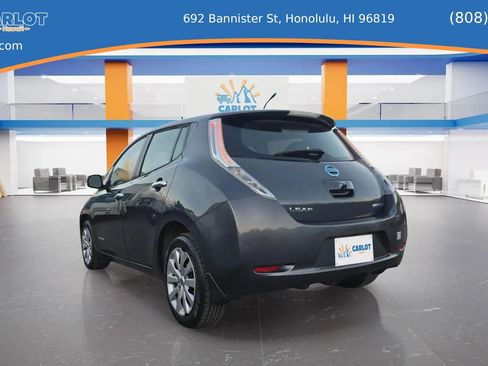 Used 2015 Nissan Leaf SL w/ Premium Package FWD image 8