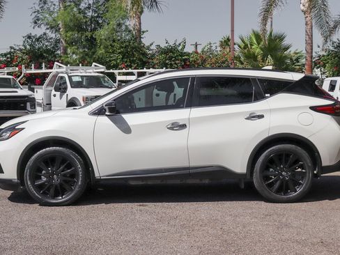 Used 2023 Nissan Murano SV w/ SV Midnight Edition Package image 5