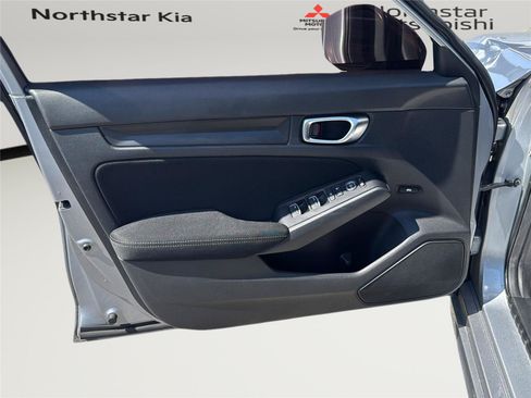 Used 2022 Honda Civic Sport image 24