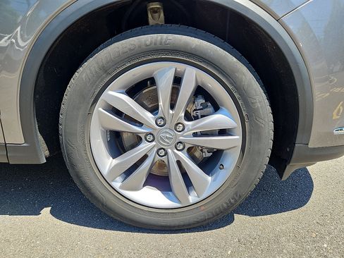 Certified 2024 Acura MDX SH-AWD image 9