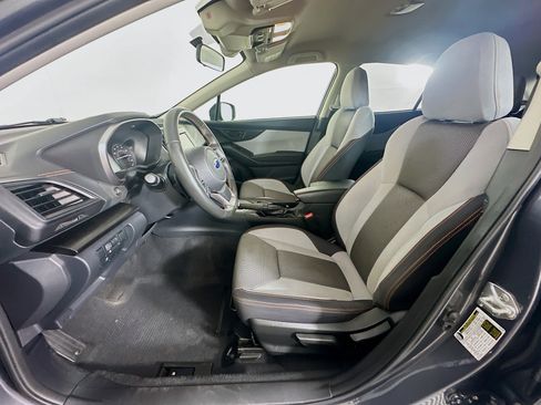 Used 2023 Subaru Crosstrek 2.0i Premium image 13