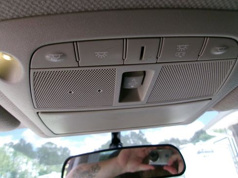 Used 2019 Nissan Sentra SV w/ Special Edition Package image 25