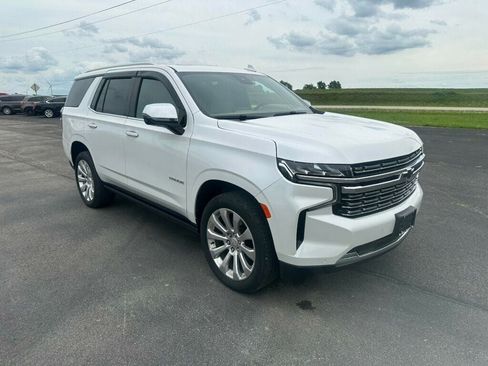 Used 2023 Chevrolet Tahoe Premier w/ Premium Package AWD/4WD image 5