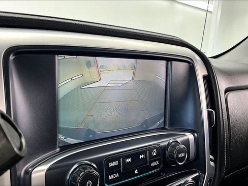 Used 2018 GMC Sierra 1500 SLT image 22