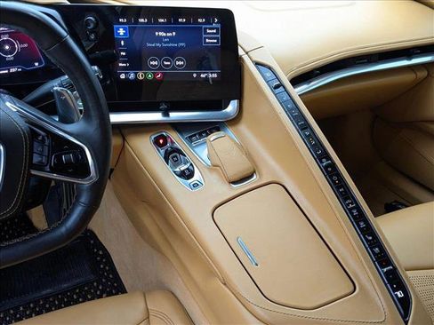 Used 2020 Chevrolet Corvette Stingray Premium Cpe w/ 3LT Preferred Equipment Group image 21