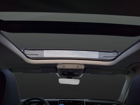 New 2026 Volkswagen Tiguan SE AWD/4WD image 26