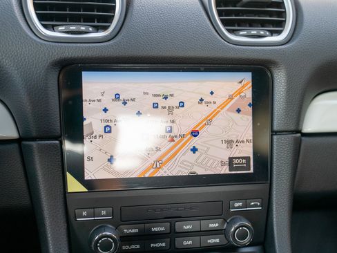 Used 2025 Porsche 718 Cayman Style Edition image 17