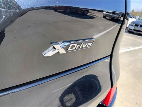 Used 2022 BMW X5 xDrive40i w/ M Sport Package image 10