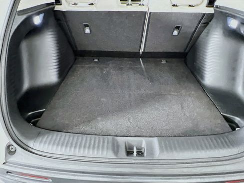 Used 2023 Honda HR-V LX image 23