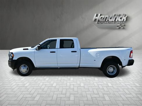 Used 2024 RAM 3500 Tradesman image 9